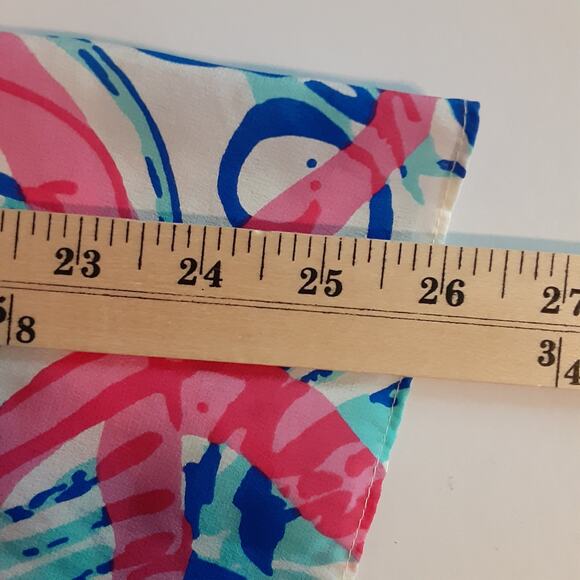 Lilly Pulitzer Rogan Top She Shells 100% Silk Blouse Womens M Starfish Preppy - Picture 9 of 10